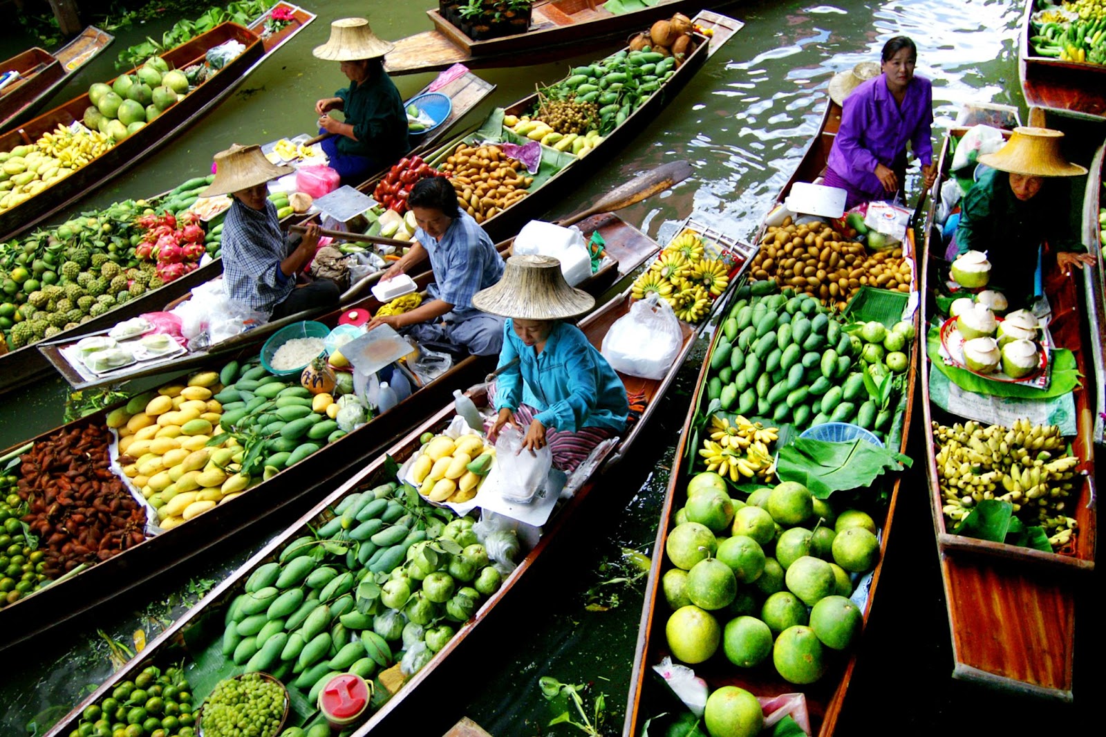 Damnoen Saduak Floating Market